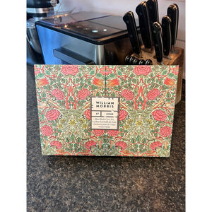 New WILLIAM MORRIS AT HOME Rose Body Care Set